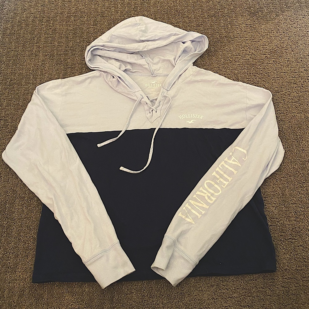 Hollister crop hoodie tshirt small